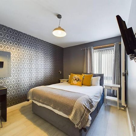 Donegall Sq Apt At City Gate, Belfast City Centre ภายนอก รูปภาพ