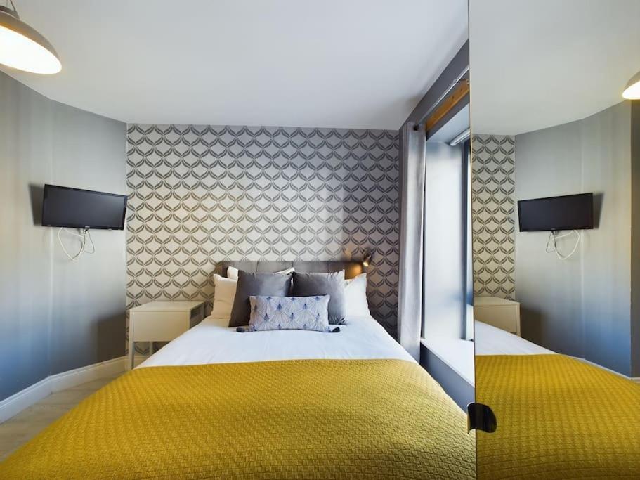 Donegall Sq Apt At City Gate, Belfast City Centre ภายนอก รูปภาพ